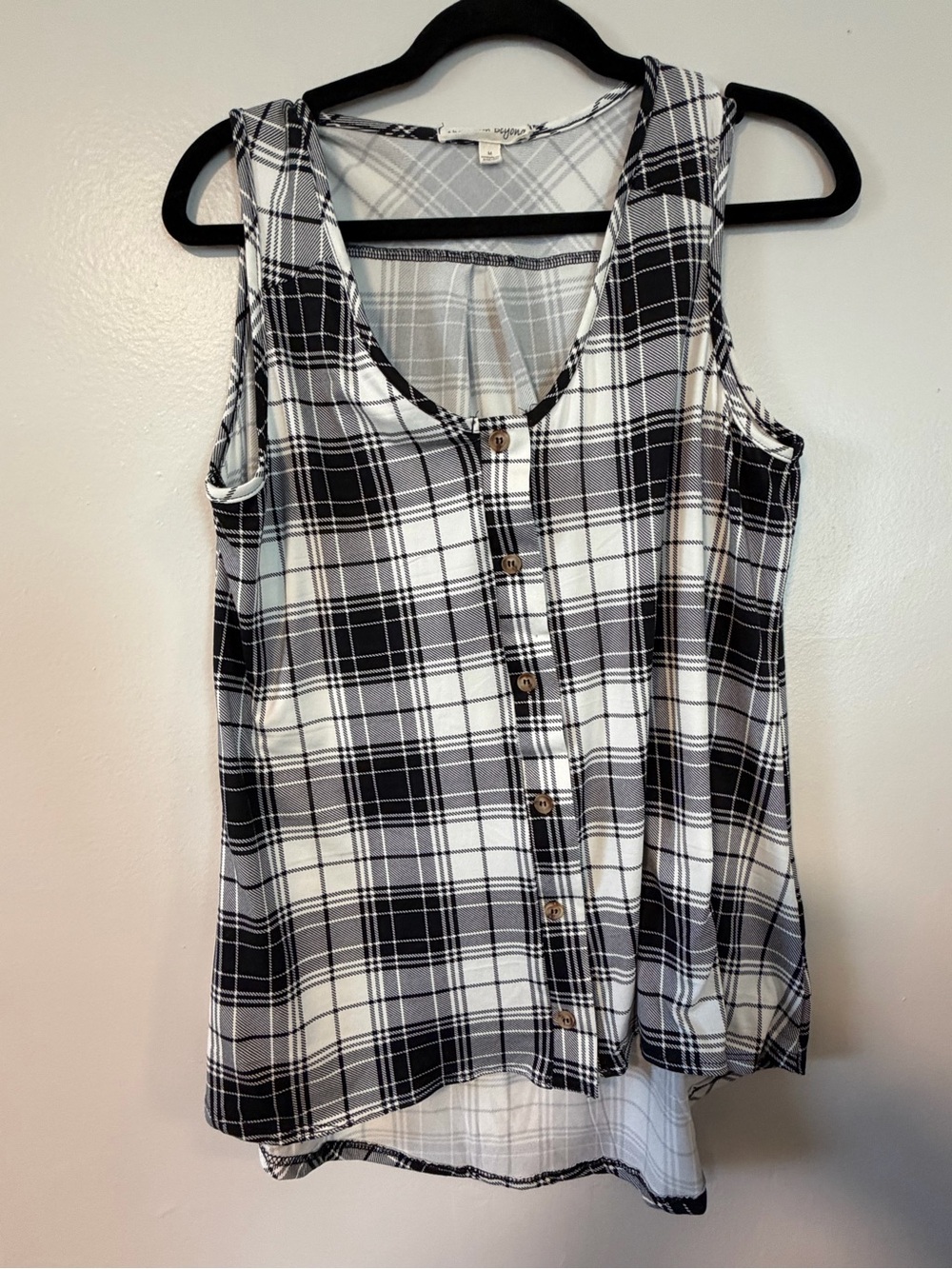 Women’s Black & White Plaid Button-Front Sleeveless Tank
